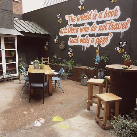 Igloo Hybrid Hostel Nottingham Exterior foto