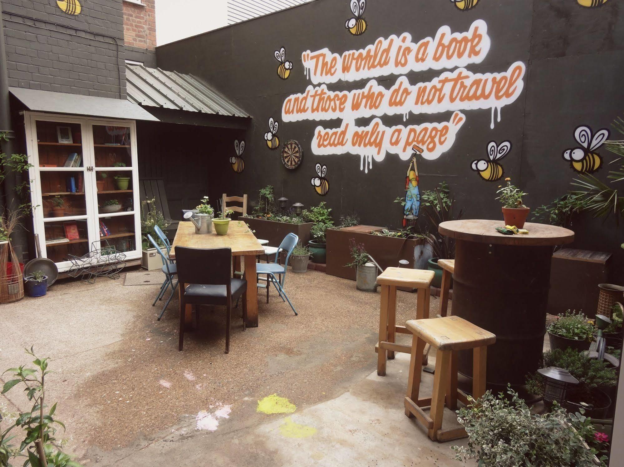Igloo Hybrid Hostel Nottingham Exterior foto